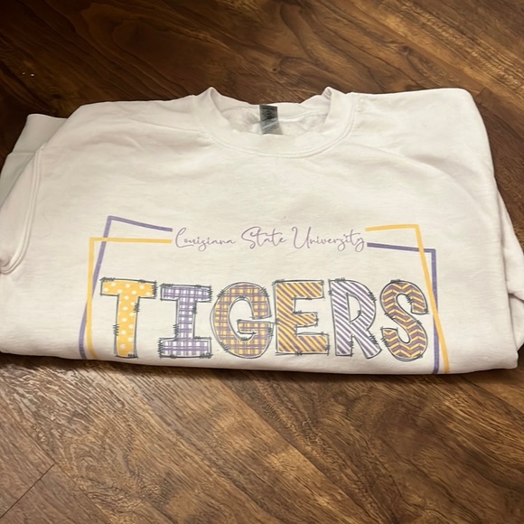 LSU sweatshirt - Picture 1 of 2